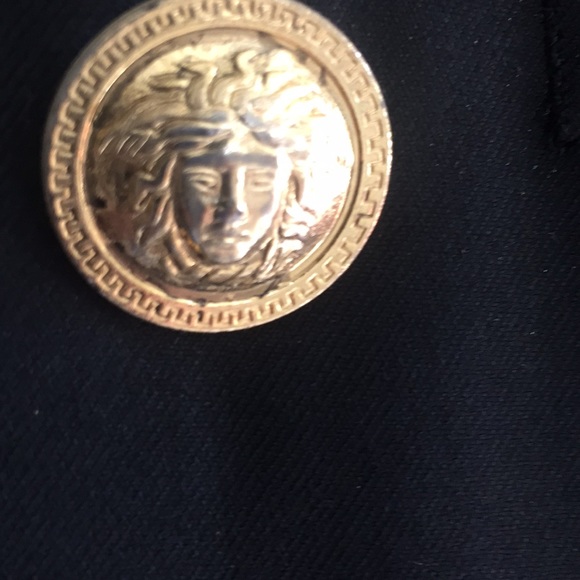 Blazer - Picture 2 of 4